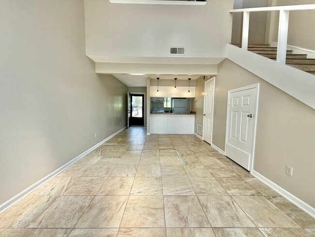 Foto del edificio - 70 Camp Creek Rd N