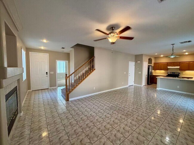 Building Photo - 8290 Golden Cypress Ave