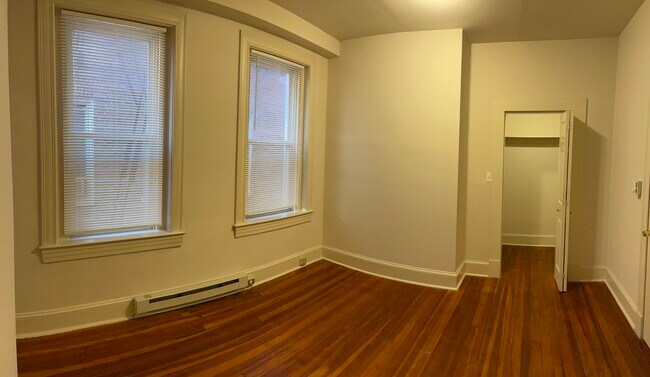 Foto del edificio - 3108 N Calvert St