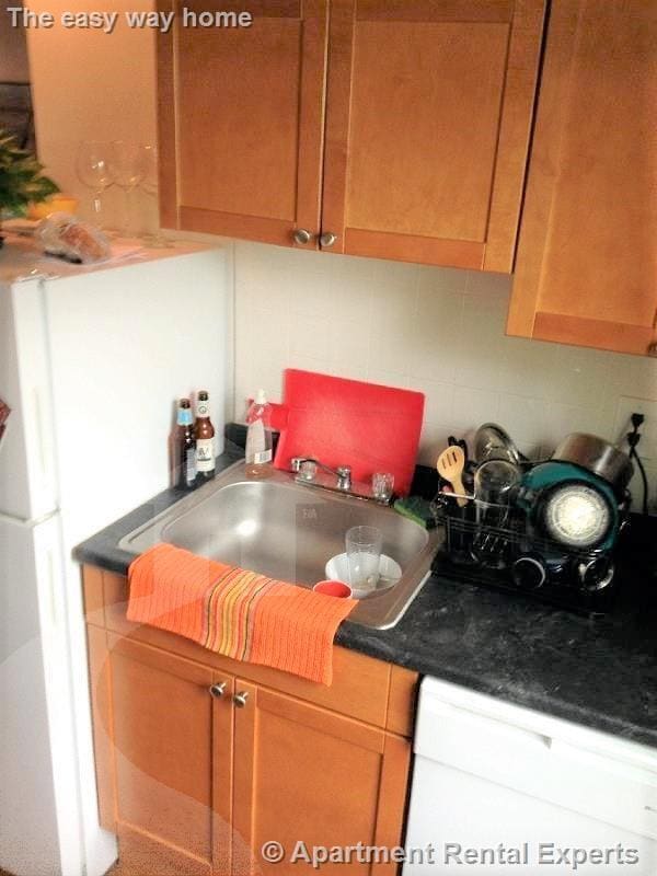 Photo - 148 Fifth St Unit #6 Apartment