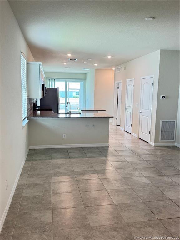 Building Photo - 10214 SW Captiva Dr