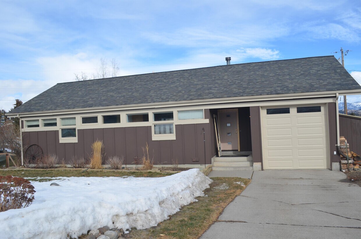 1215 N Cedarview Dr, Bozeman, MT 59715 House for Rent in Bozeman, MT