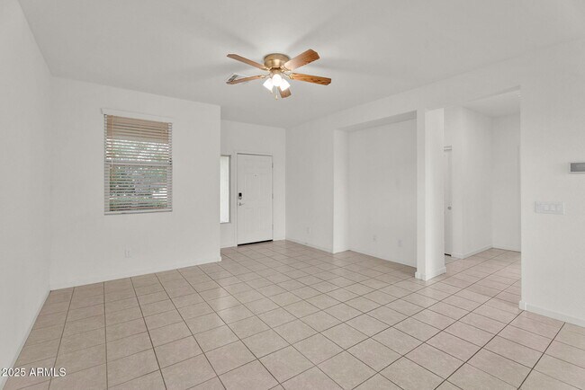 Foto del edificio - 30976 N Audobon Dr