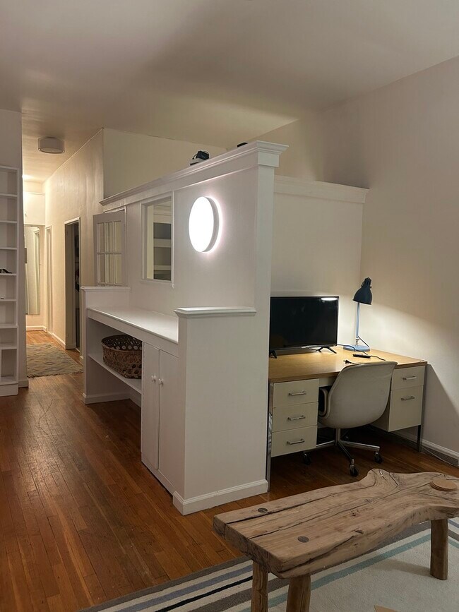 Foto del edificio - 230 E 52nd St