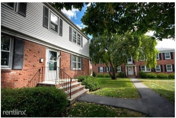 Foto principal - 216 Brighton Ave