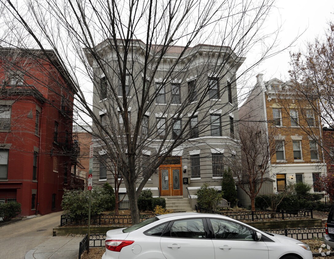 Building Photo - The Wilton