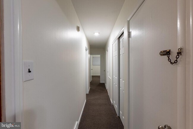 Building Photo - 8124 Langdon St