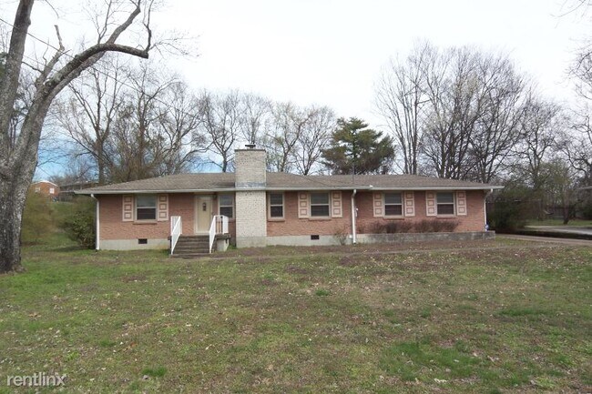 Building Photo - 3 br, 1 bath House - 2878 Elm Hill Pike