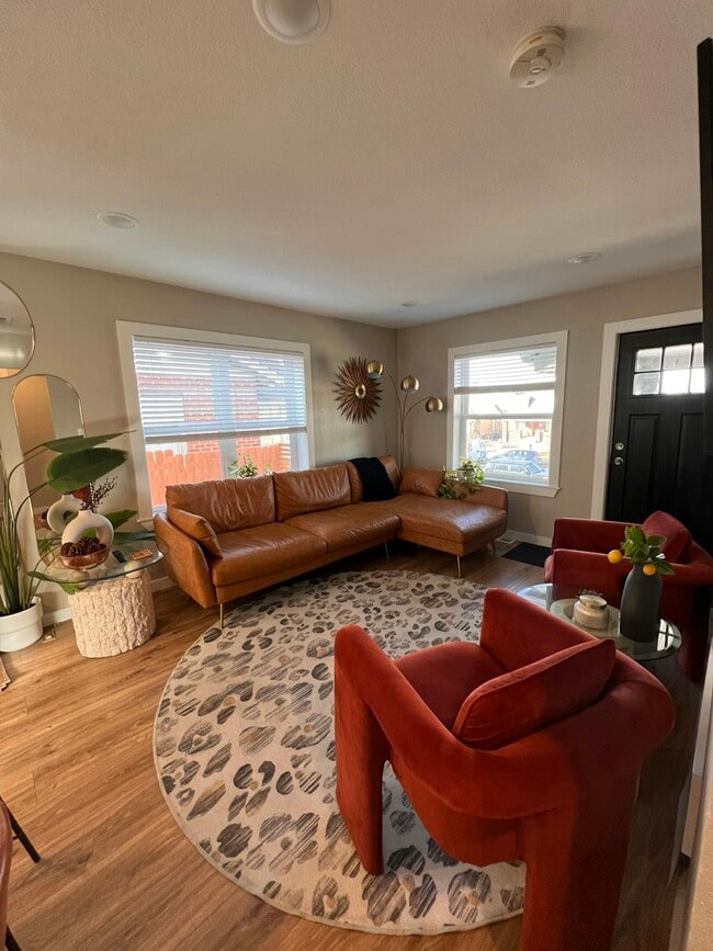 Building Photo - 3326 Steele St