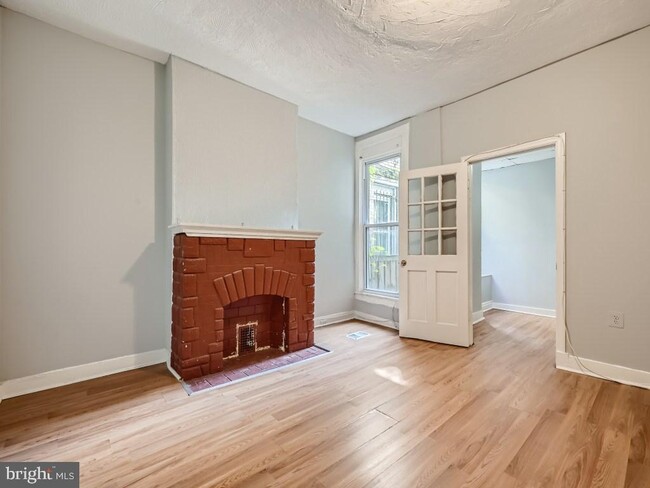 Building Photo - 407 N Collington Ave