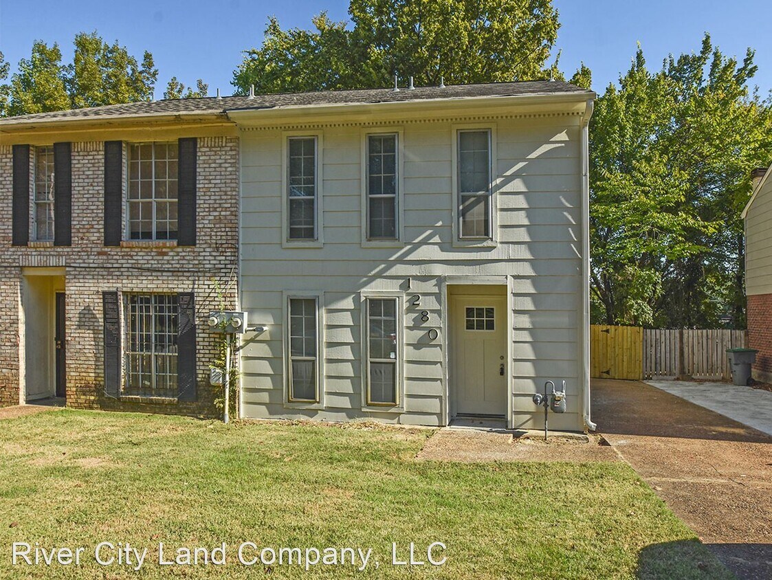 Foto principal - 3 br, 2 bath House - 1280 Royal Oaks Cove