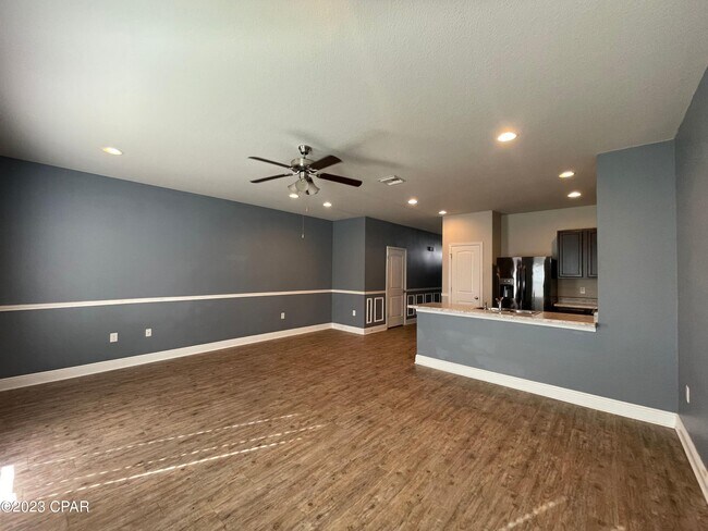 Building Photo - 5925 Callaway Cir
