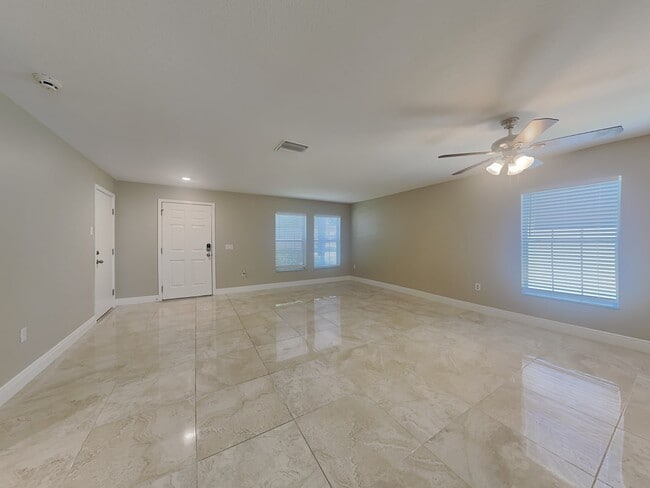 Building Photo - 7392 Hunters Greene Cir