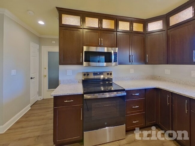 Building Photo - 10326 Hetrick Cir E