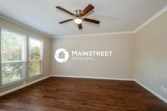 Building Photo - 3 Bedroom Pet-Friendly Home in Florissant, MO with Main Street Renewal
