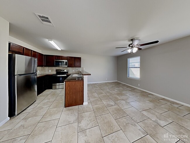 Building Photo - 1027 Trail Driver Cove