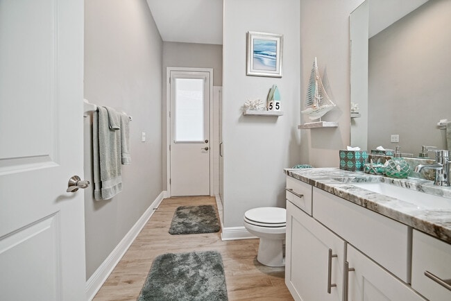 Building Photo - 7291 Heather Sound Loop