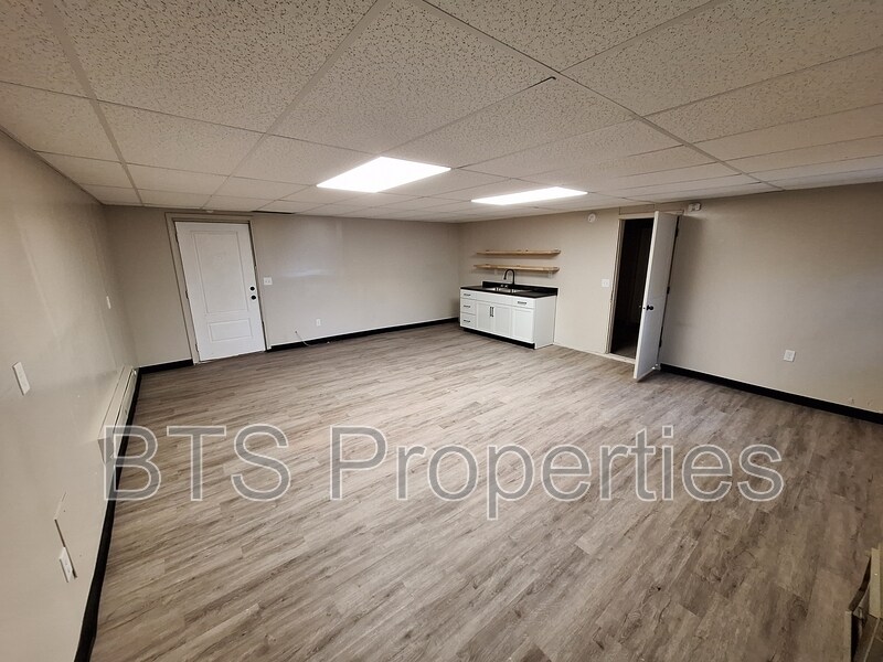 Foto principal - 1221 E Moneta Ave