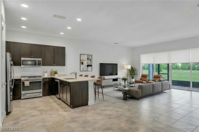 Building Photo - 12445 Dahlia Ct