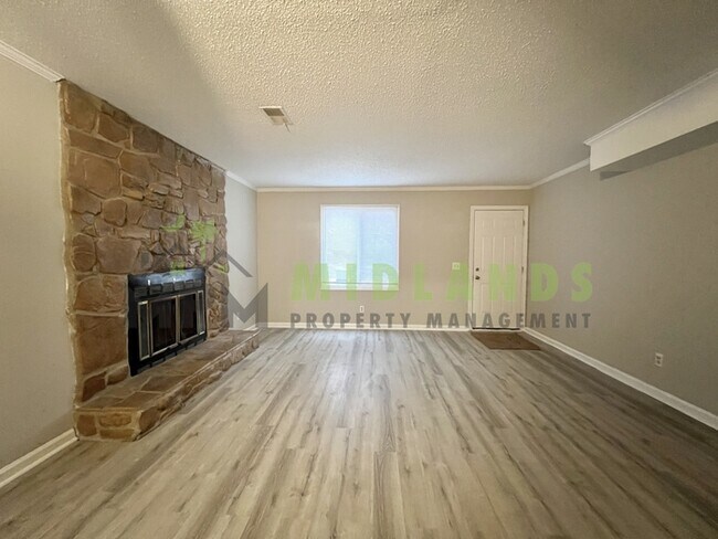 Foto del edificio - 204 S Cromwell St