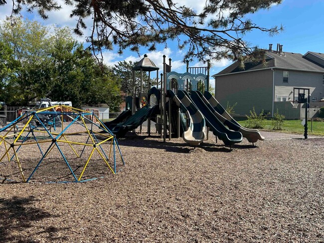 Foto del edificio - 7831 Meadowhaven Blvd