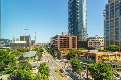 Primary Photo - 1 bedroom in Seattle WA 98121