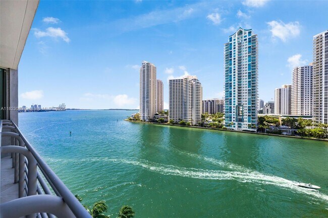 Building Photo - 325 S Biscayne Blvd