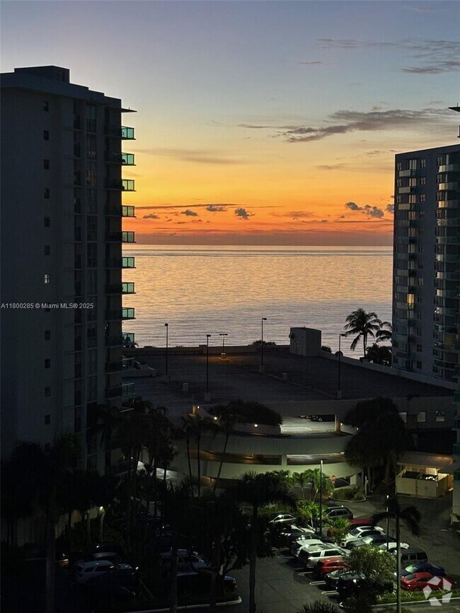 Building Photo - 3800 S Ocean Dr