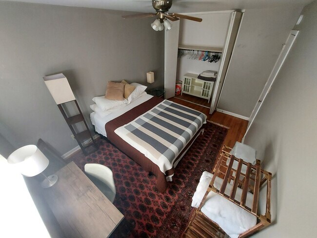 Foto del edificio - 2420 Sunset Rd