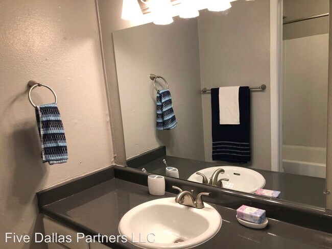 Foto del edificio - 1218 Dallas St