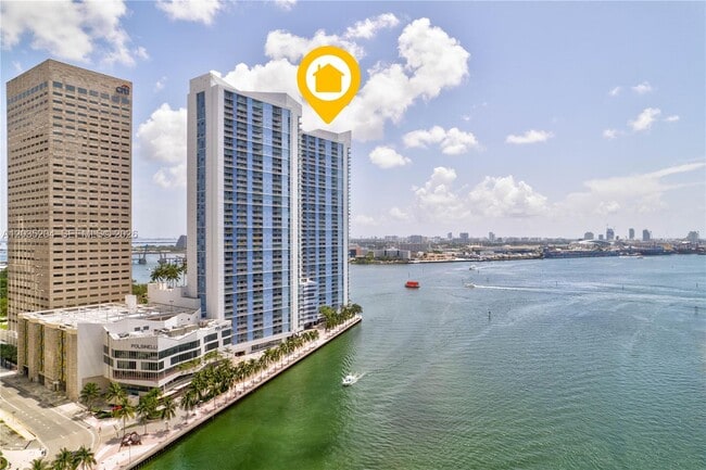 Building Photo - 335 S Biscayne Blvd