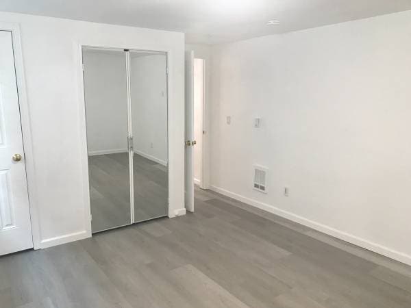 Photo - 1105 E 18th St (Los Angeles, CA) Apartment