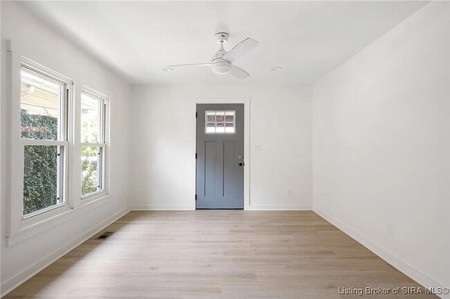 Building Photo - 4 bedroom House in New Albany