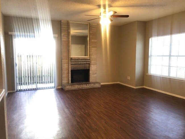 Building Photo - 2226 Millstone Dr