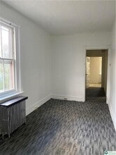 Building Photo - 112 13th Ave