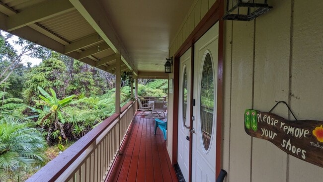 Building Photo - 11-3837 Nahelenani St