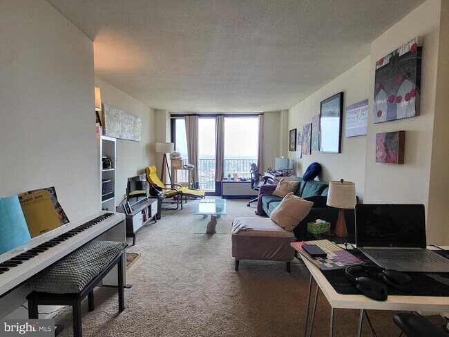 Foto del edificio - 1420 Locust St