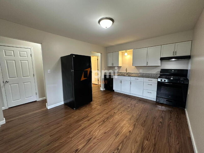 Foto del edificio - 3308-3310 Brown St