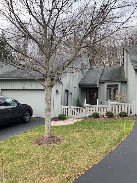 Foto principal - 71 Winding Creek Ln