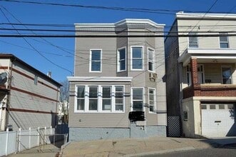Building Photo - 1218 79th St