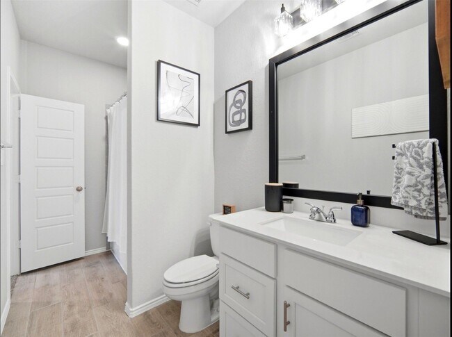 Foto del edificio - 2122 Elysian Trail