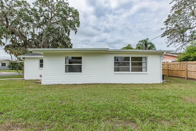 Building Photo - 3627 Annona Ct