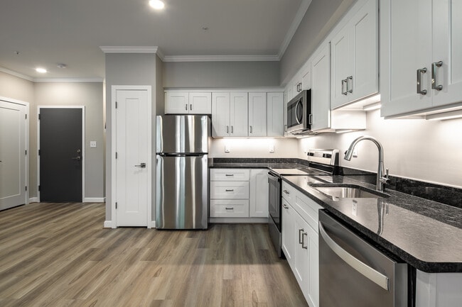 Photo - 1010 Duke St Townhome