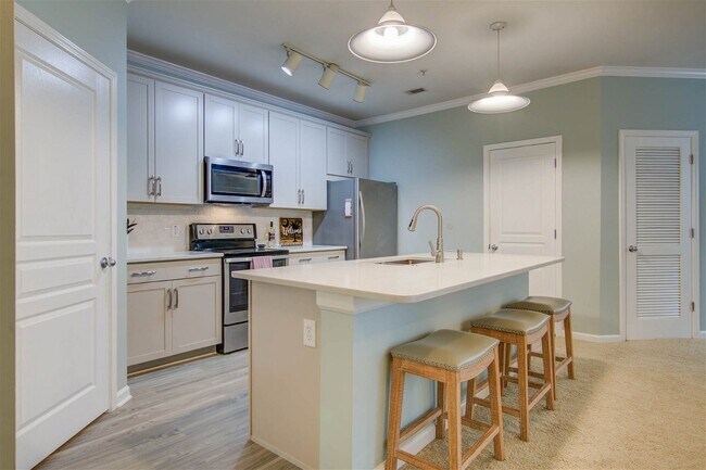 Building Photo - 600 Bucksley Lane Apt #208, Charleston, SC...