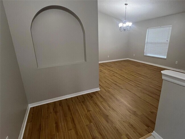 Foto del edificio - 1063 Bluegrass Dr