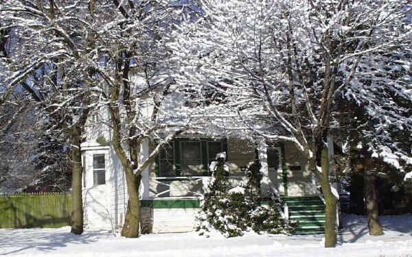 Primary Photo - 206 S Cass Ave
