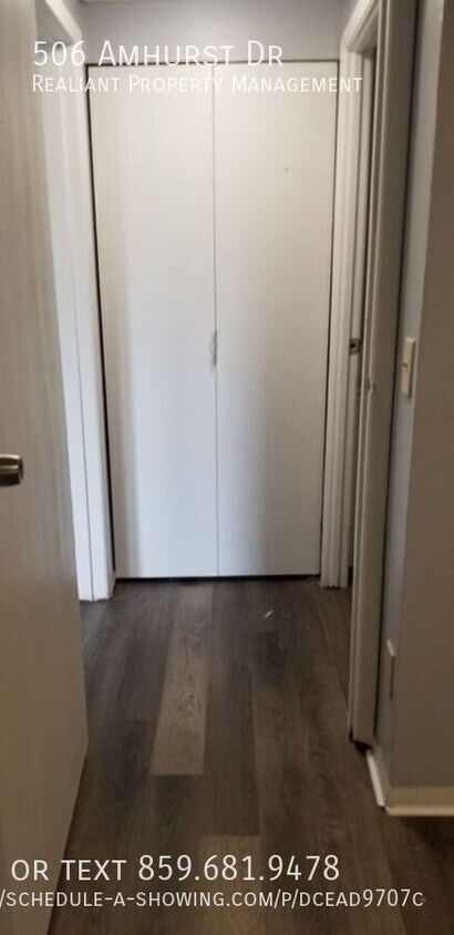 Foto principal - 506 Amhurst Dr