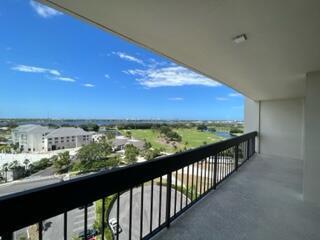 Foto del edificio - 2400 Presidential Way