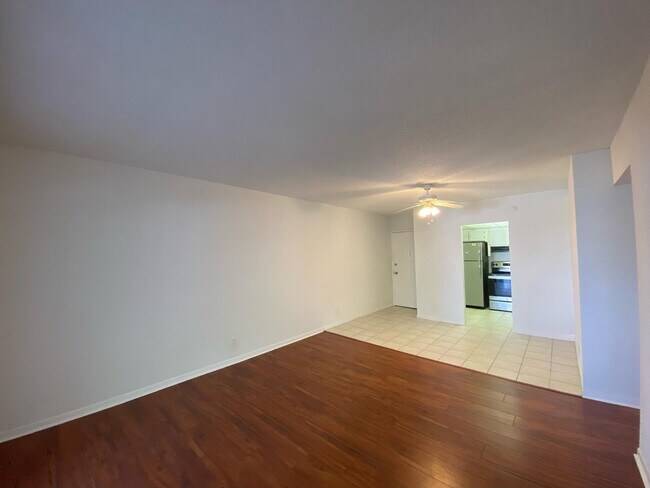 Foto del edificio - 632 NW 13th St