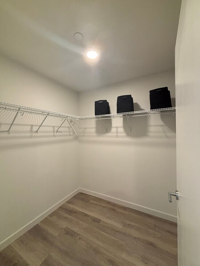 Building Photo - 102 NW 30th St